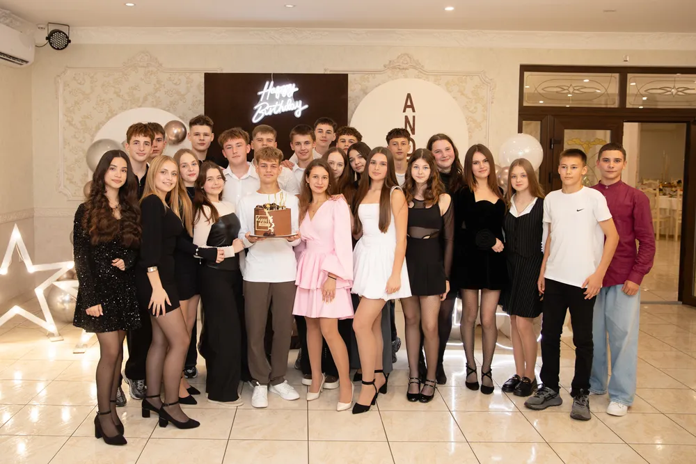 Andrii împlinește cincisprezece ani — 21